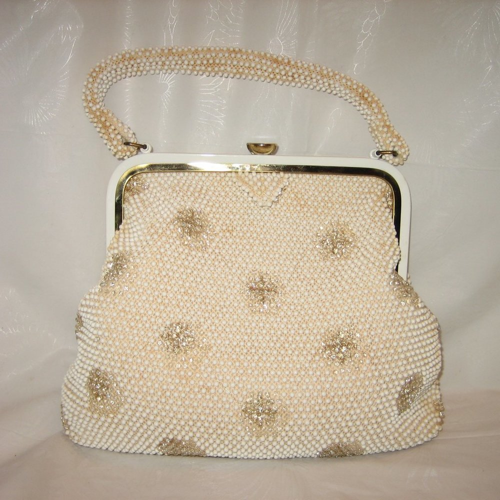 Vintage  LUMURED Corde Bead Satchel Purse ~ White